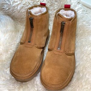 UGG Platform Mini Boot Chestnut w/ Zipper Detail & Red Nylon Pull Women’s Size 7